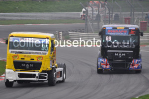 R2 - Ricky Collett leads Jenkins