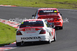Race 1 saw Cleland & Dodd tight together